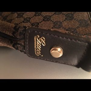 100% authentic Gucci Abbey Messenger Crossbody Bag